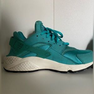 Nike Air Huarache Rio Teal sz 6.5